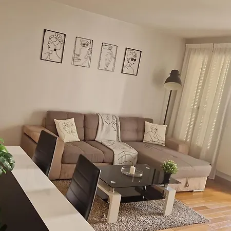 Large Near Orly Paris 4 A 6 Personnes Apartment Thiais